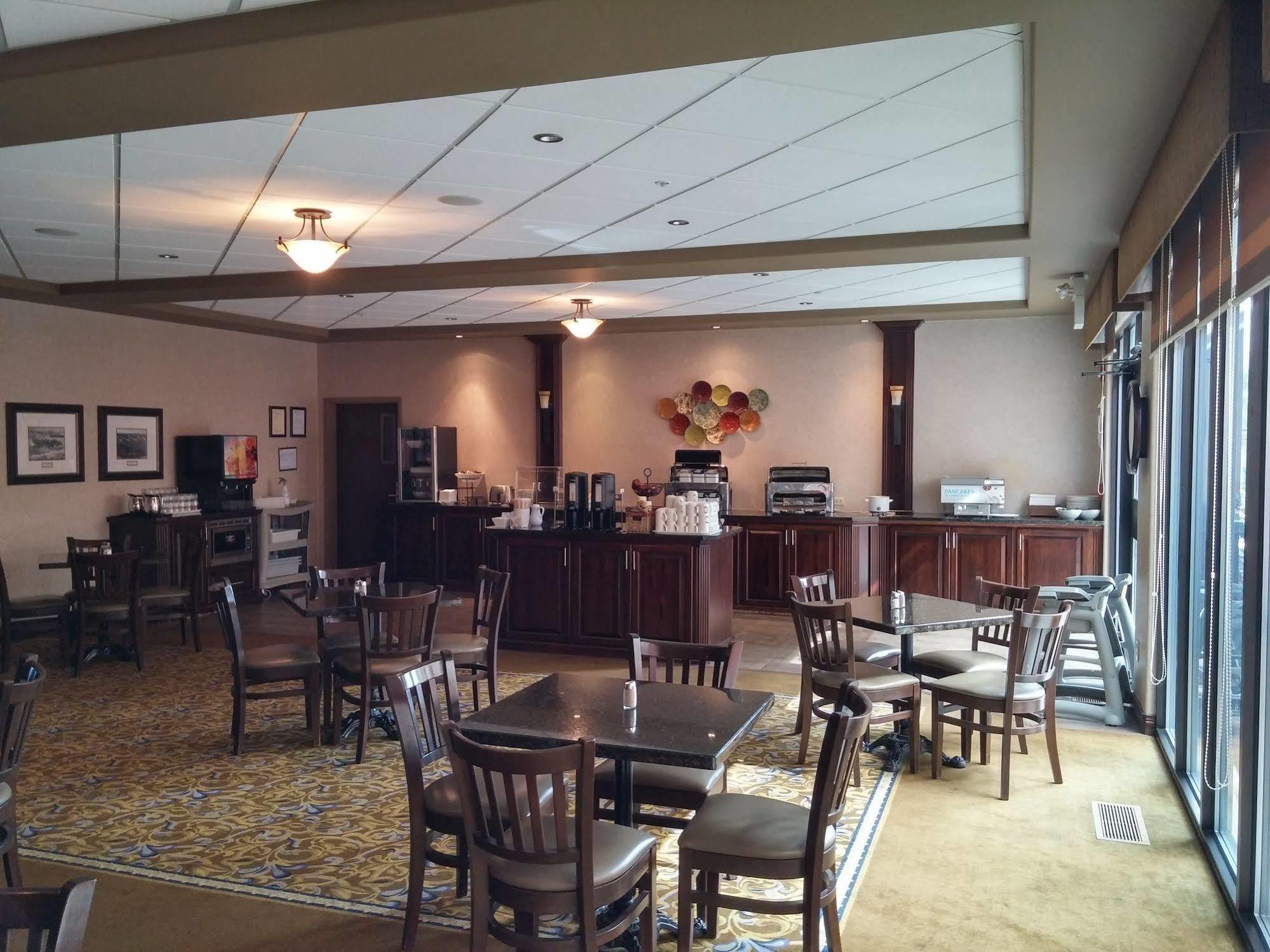 The Kanata Fort Saskatchewan Bagian luar foto